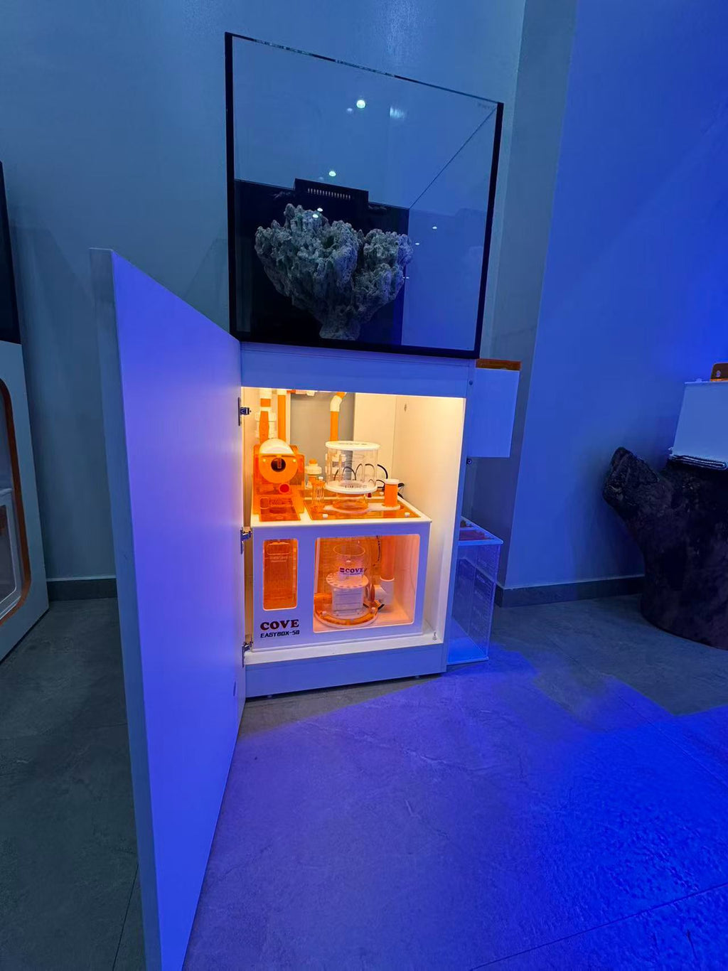 Cove 60 Cube Reef Aquarium System